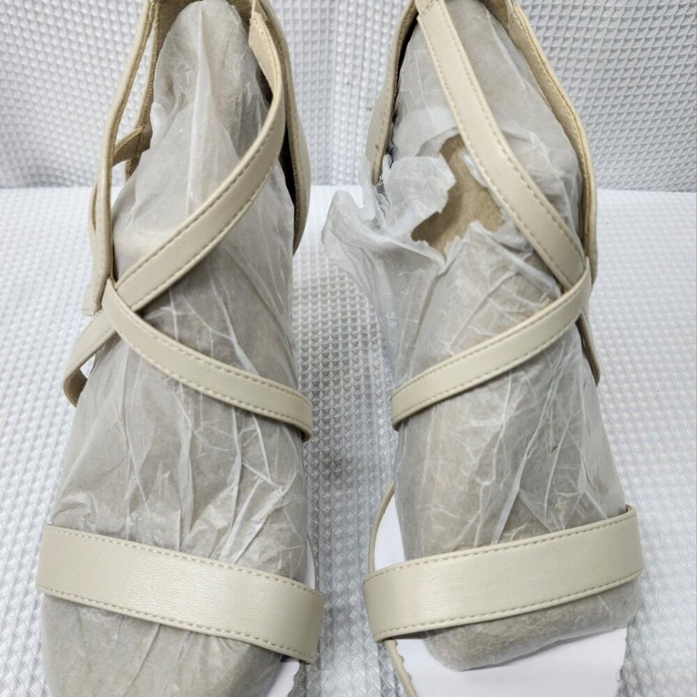 LifeStride Women's Masquerade Strappy Sandal, Tan, Size 7.5 Brand New